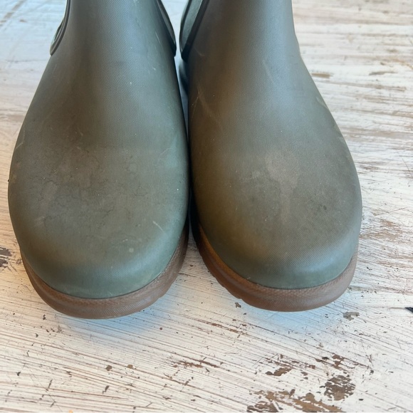 Bogs Sweetpea Rain Boots Chelsea Slip On Round Toe Waterproof Sage Green Size 6 - Picture 3 of 6